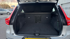 Volvo XC40 2.0 B3P Core 5dr Auto Petrol Estate